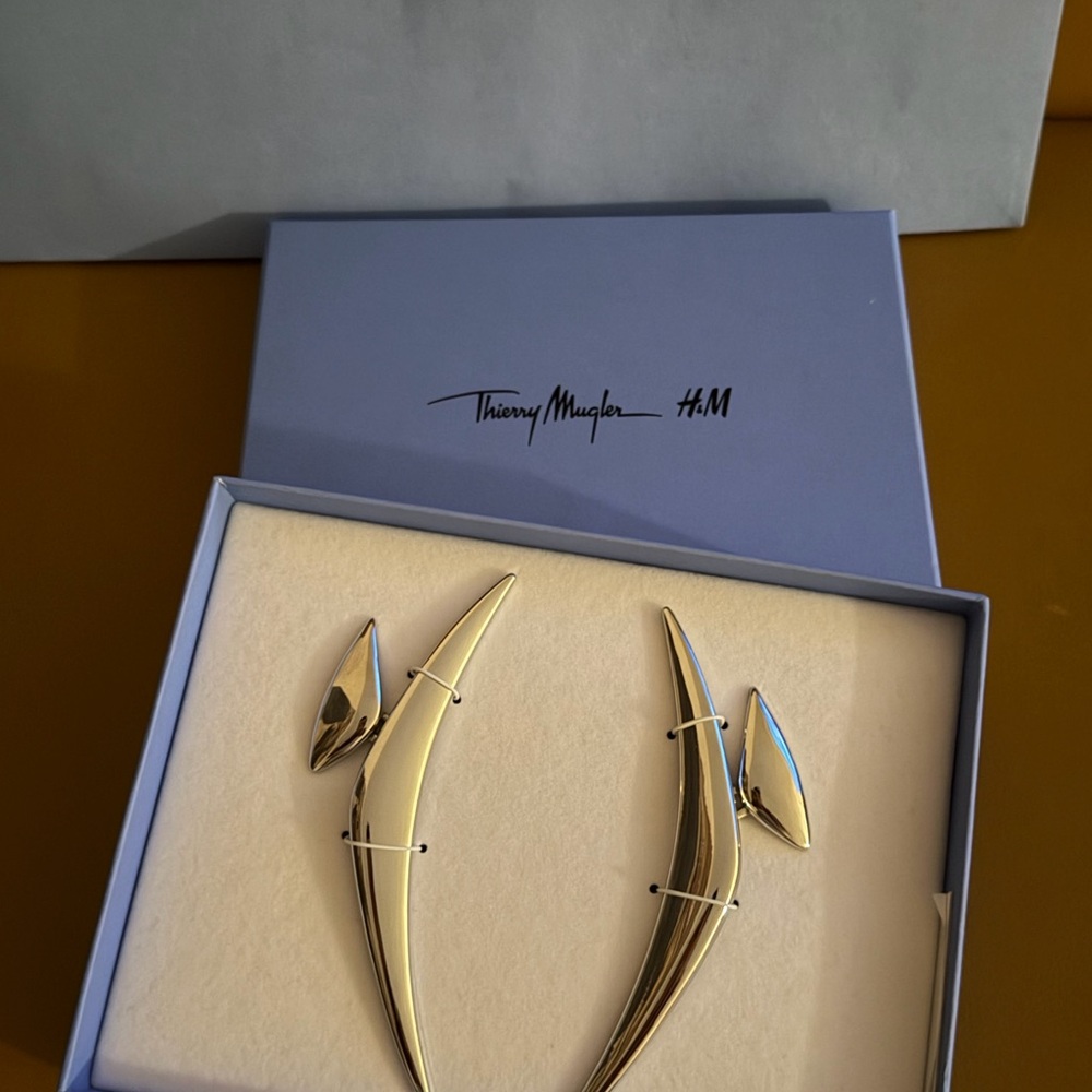 Thierry Mugker for H&M earrings
